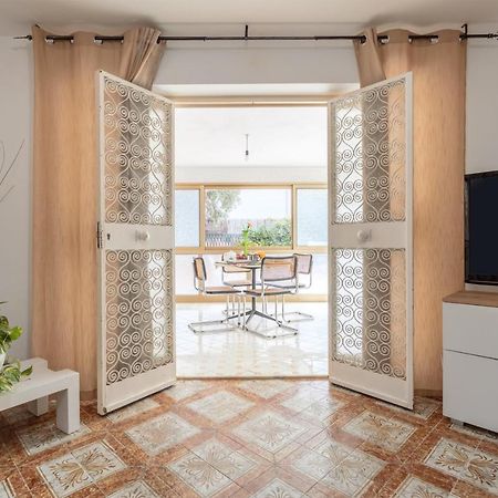 Casa In Villa A Mondello-700M Dal Mare 巴勒莫 外观 照片