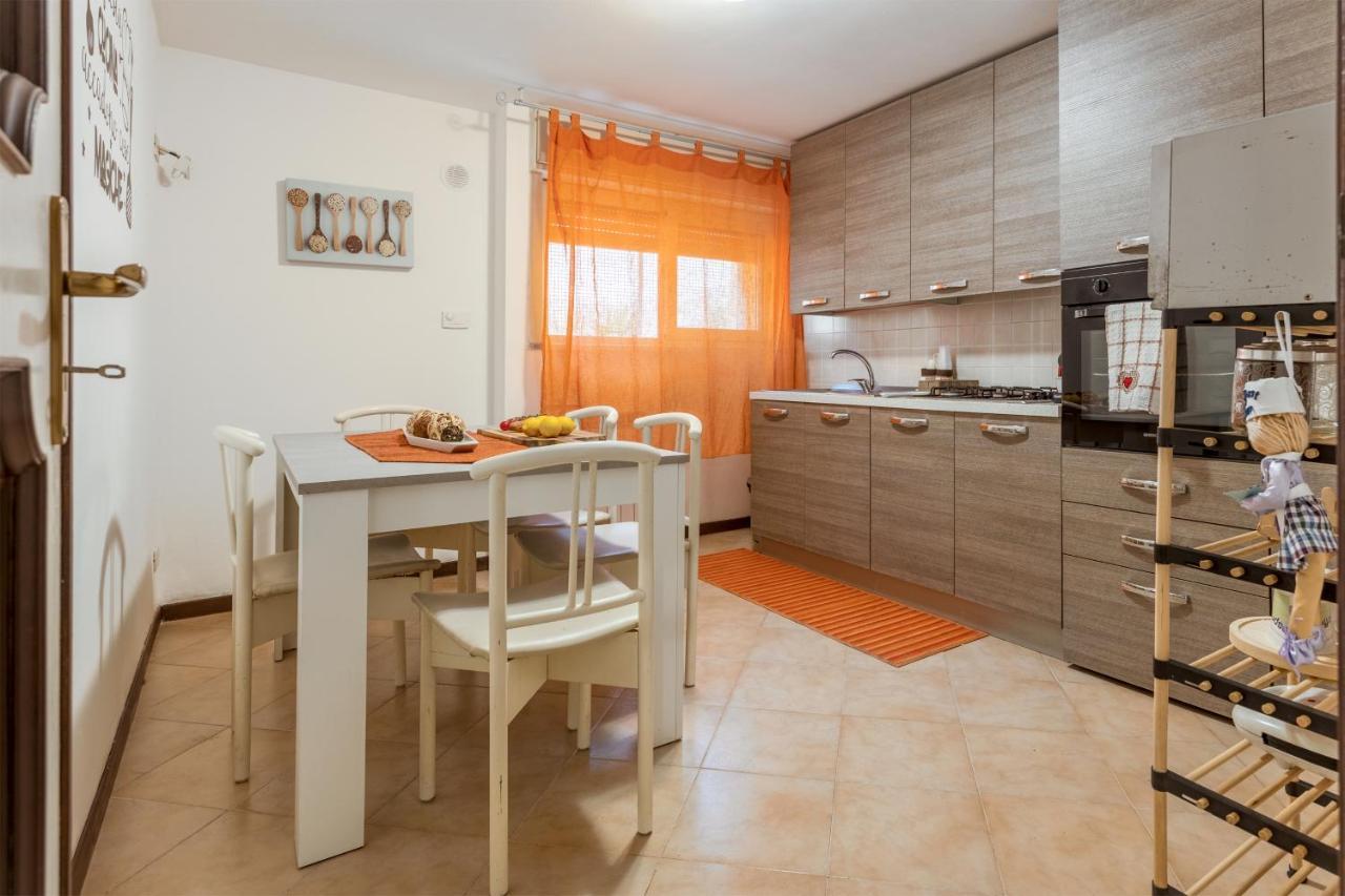 Casa In Villa A Mondello-700M Dal Mare 巴勒莫 外观 照片