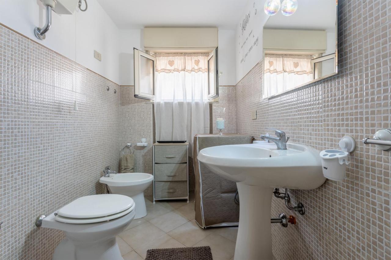 Casa In Villa A Mondello-700M Dal Mare 巴勒莫 外观 照片
