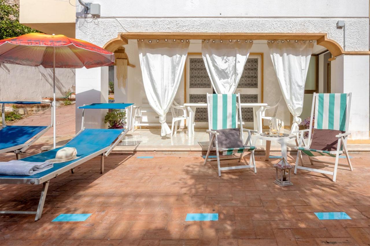 Casa In Villa A Mondello-700M Dal Mare 巴勒莫 外观 照片